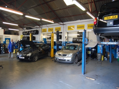 Best Fit Glasgow RenaultServicing, MOT and Tyres Site
